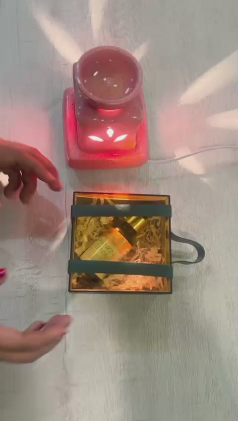 Manindi Frankincense Essential Oil 30 ML | Thoughtfully Paired with a Diffuser